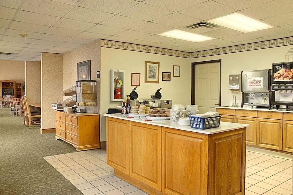 All Season Suites Pigeon Forge Restaurant foto